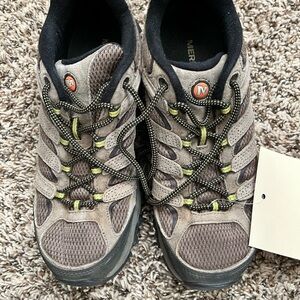 Merrell Men's Hiking Shoes Size 9
